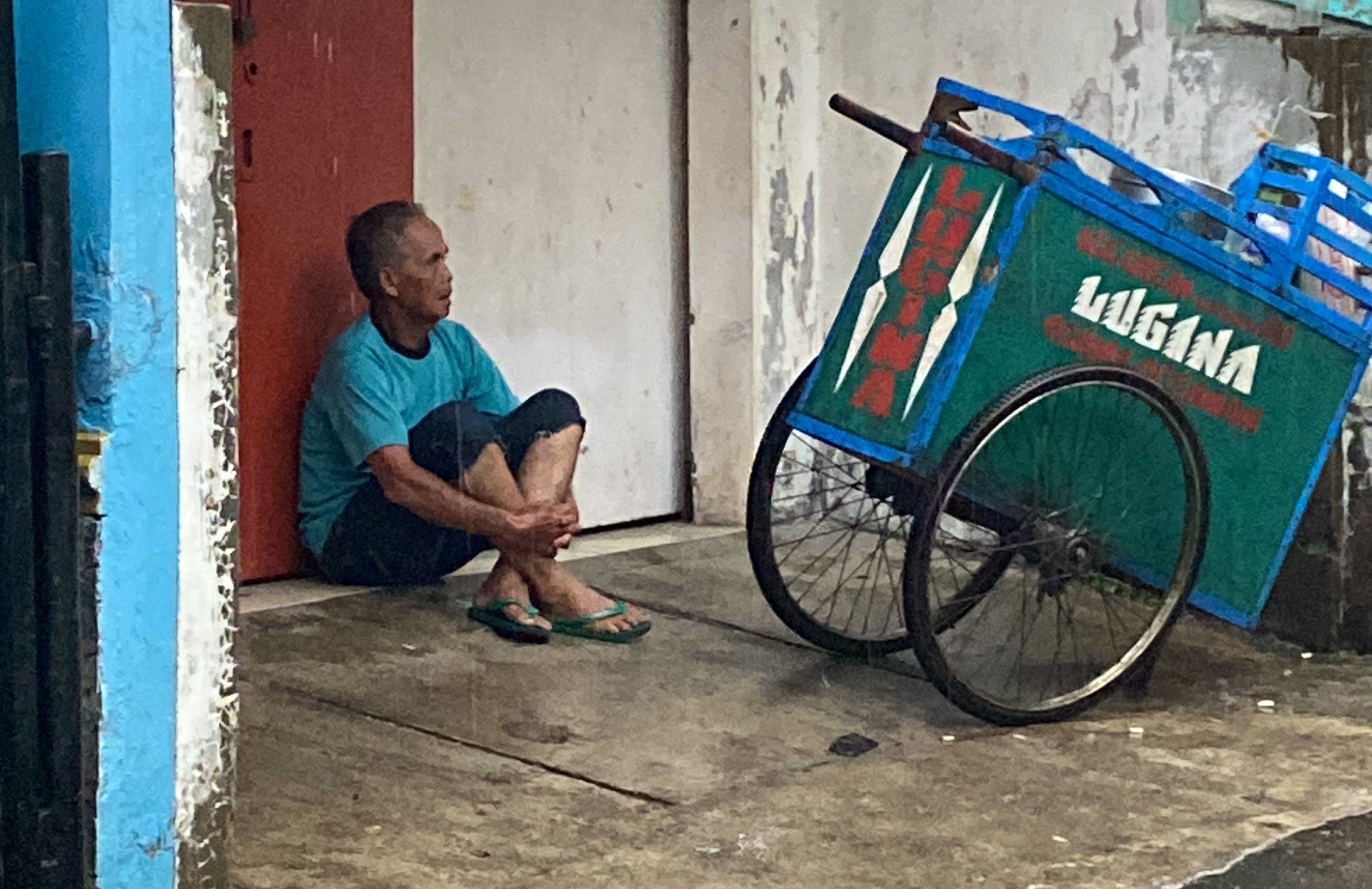 Bantu Abah Aat Penjual Cincau Pengidap Hernia - Bantubersama.com