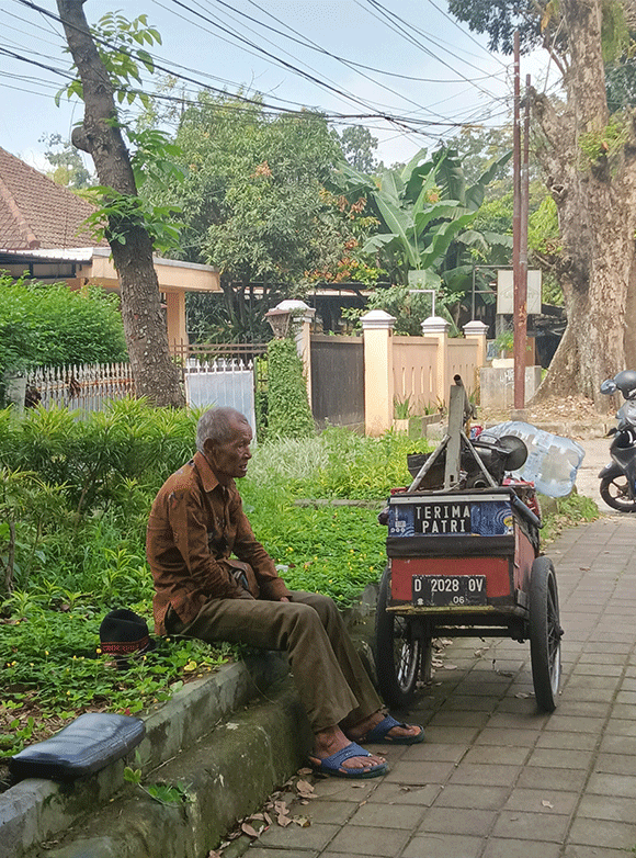 Pilu, Abah Sering Tahan Lapar, Mari Bantu Tukang Patri Berdaya - Bantubersama.com