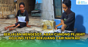 Berjalan Mengesot, Abah Cunong Pejahit Keliling Tetap Berjuang Cari Nafkah